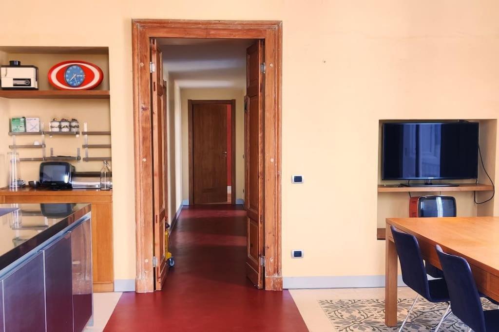 Ca'Sa Apartment Napoli Bagian luar foto